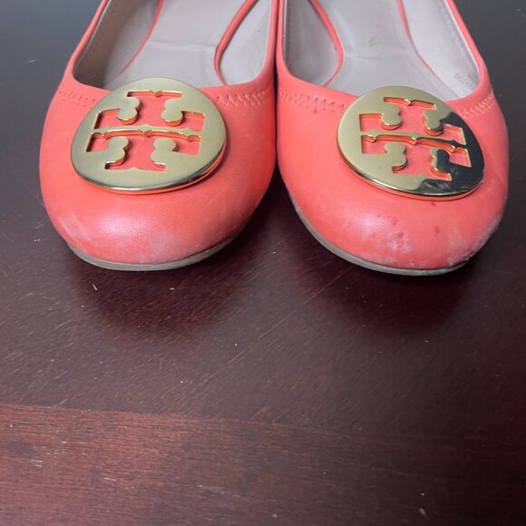 Tory Burch Reva Travel Flates - Picture 2 of 7